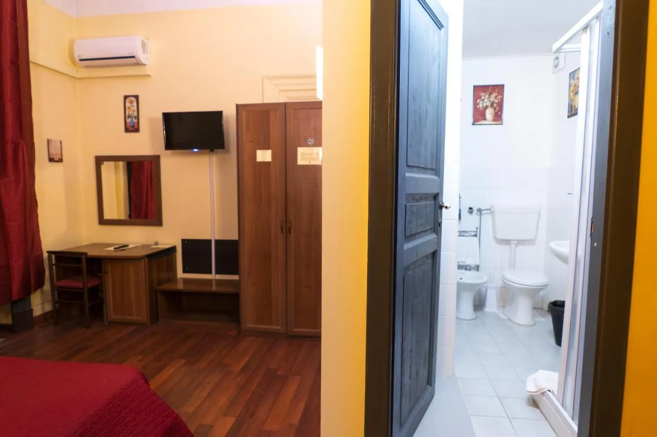 Hotel Etnea Catania-Fontanarossai nemzetközi repülőtér Vendégház
